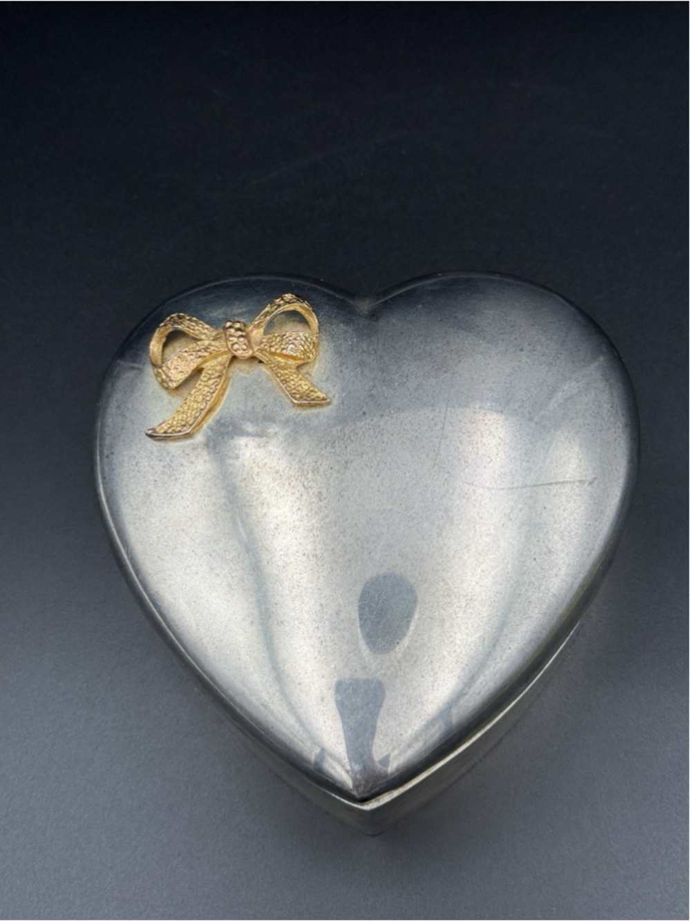 Vintage Coquette Heart Shaped Trinket Box, Silver Tone with Gold Tone Bow - Picture 3 of 5